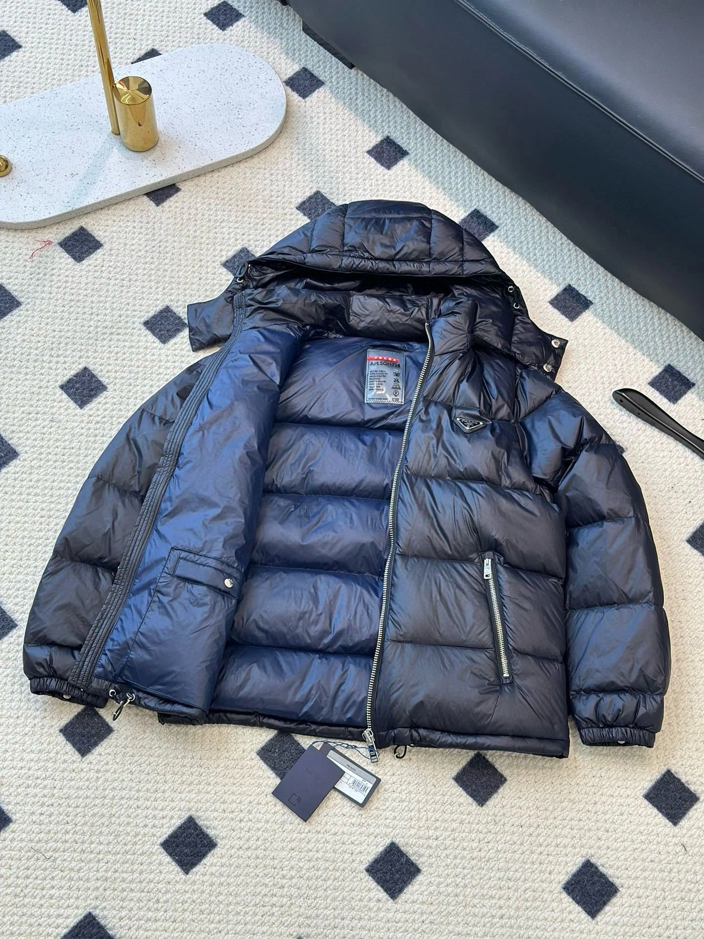 wg.luxury- Pr141 Down Jacket oversized 2colour item:D-F409J1925-2